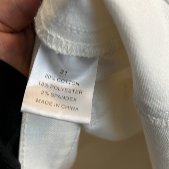 Johnny Was White Embroidered The Cropped Baby Boot Jean Size 31 - Picture 13 of 13